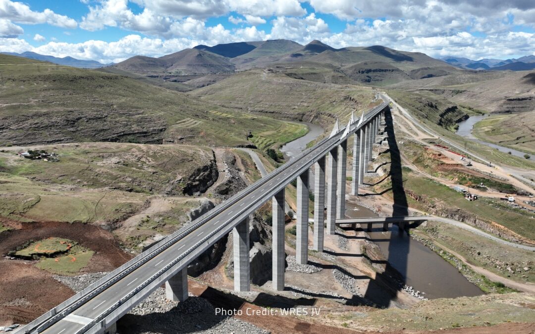 Engineering the Senqu River Bridge in the Lesotho Highlands Water Project Phase II