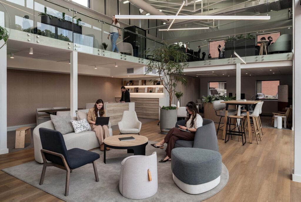 Modern-workplaces-are-being-designed-to-support-collaboration-flexibility-and-employee-wellbeing-1