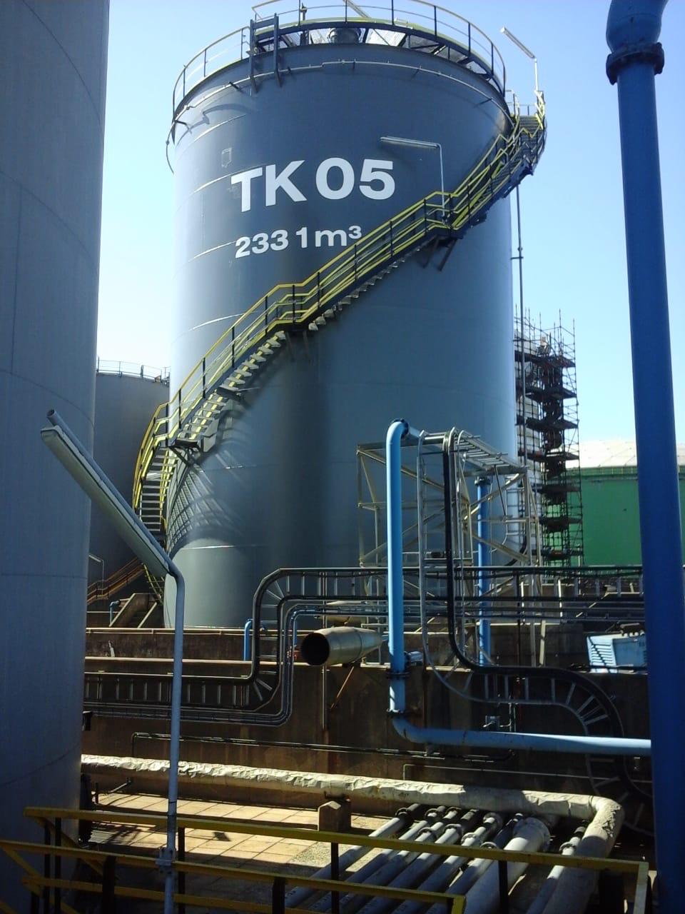 Aurex constructed two new API 650-compliant base oil storage tanks. Seen here is Tank 5 Aurex constructed two new API 650-compliant base oil storage tanks. Seen here is Tank 5