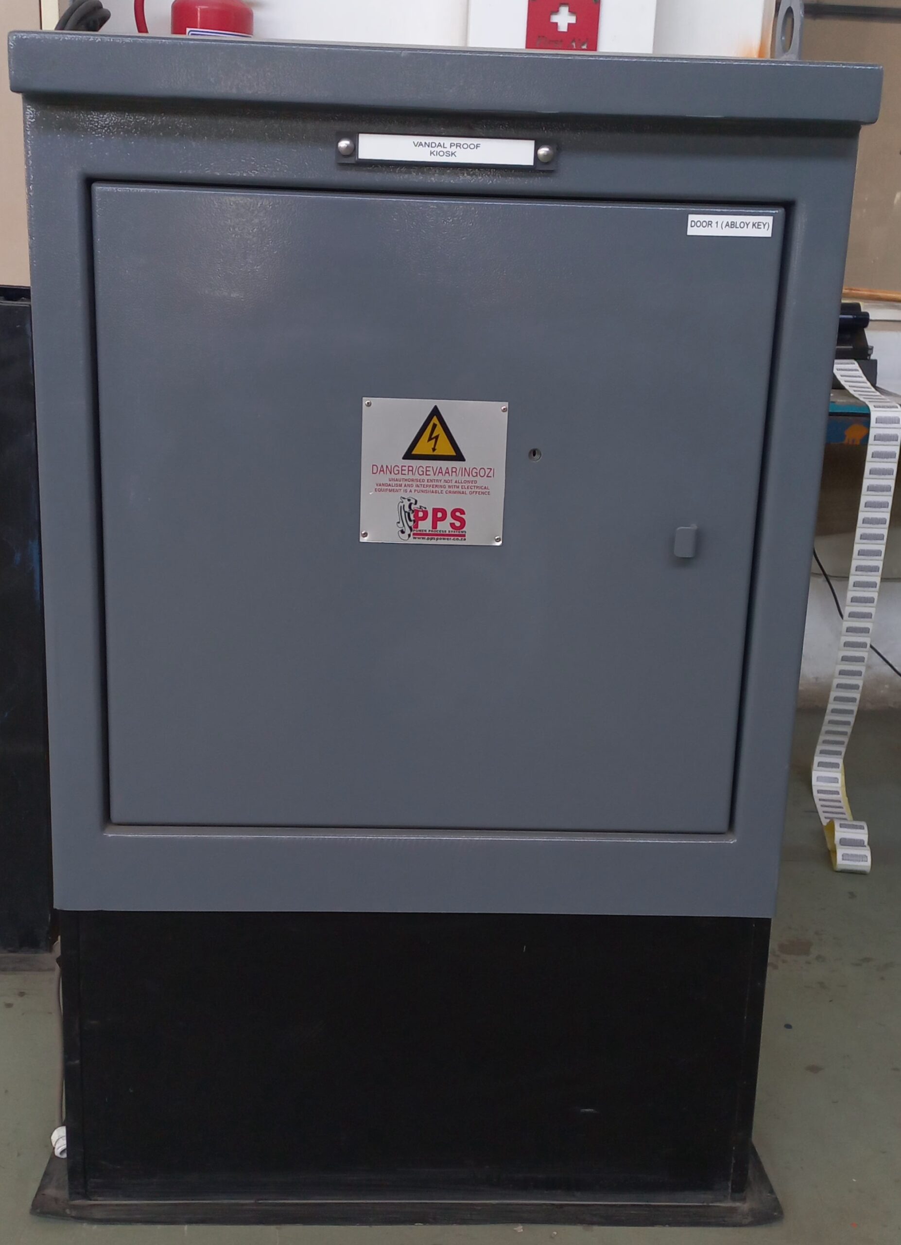 PPS-anti-vandal-kiosk-for-secure-metering-applications